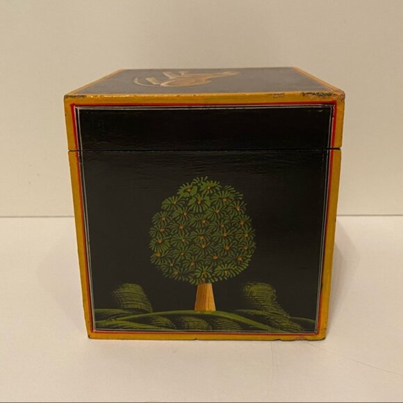 INDIA BOX HANDMADE BLACK PAINTED HINGED CLASP GOLD TIGER GREEN TREE HOME STORAGE - Picture 2 of 9